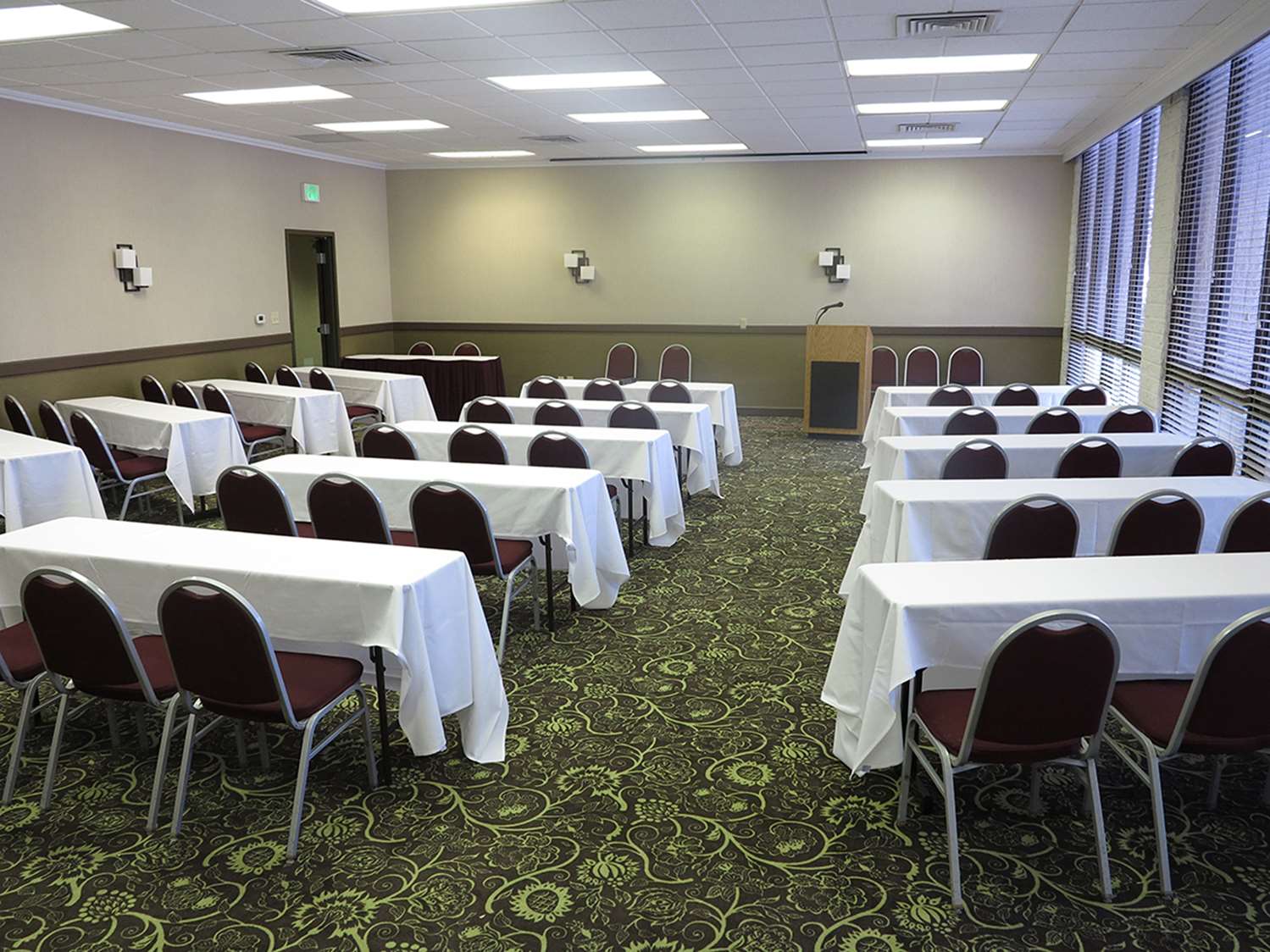 Salt Lake Plaza Hotel 36/39