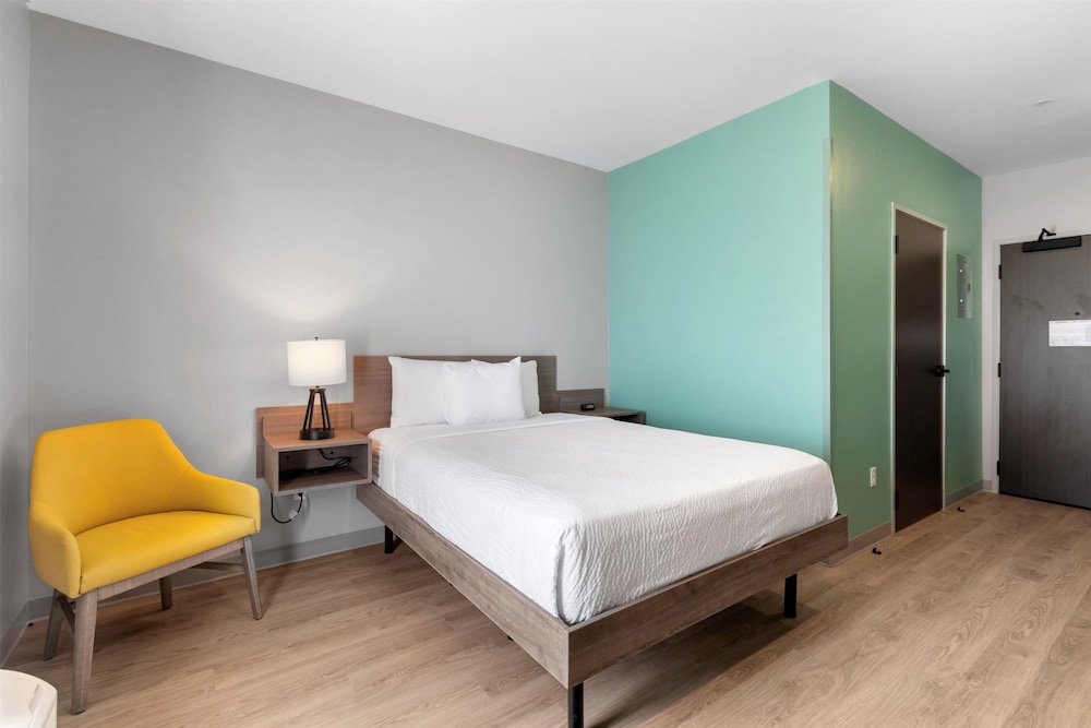 ECHO Suites Extended Stay by Wyndham Houston Katy West 16/31