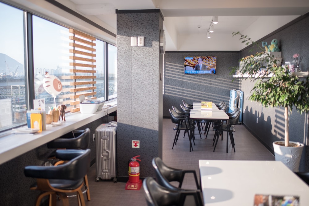 Mozzi Hostel 38/50