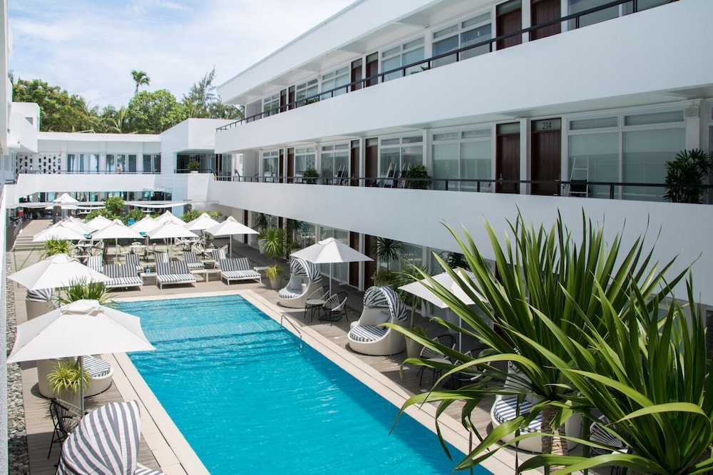 COAST Boracay 60/66