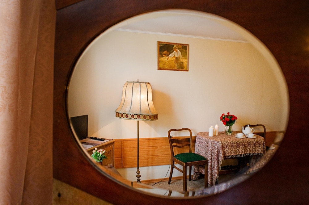 Unikat Guest Rooms 32/72