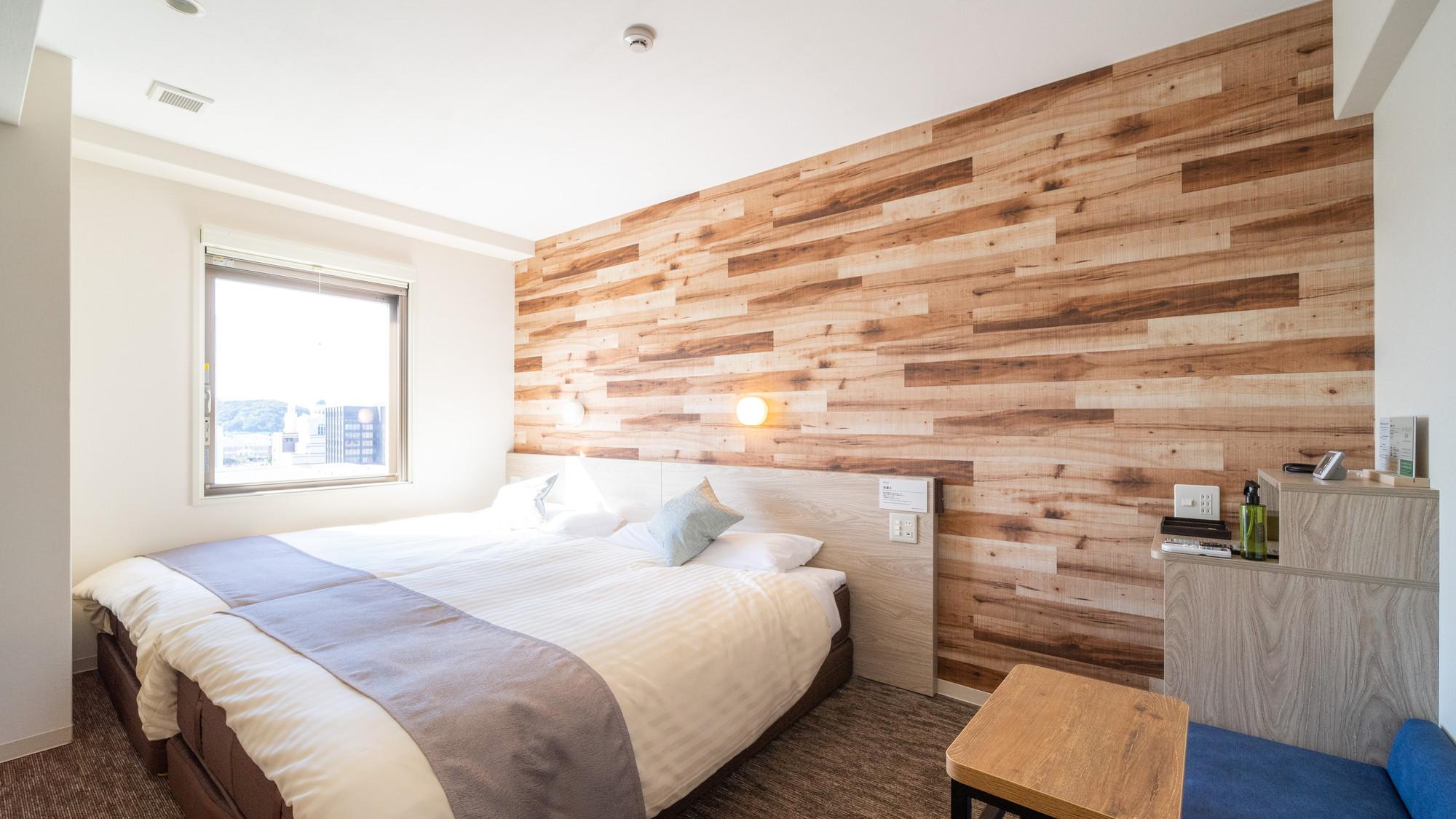 Semi Room, Twin Beds