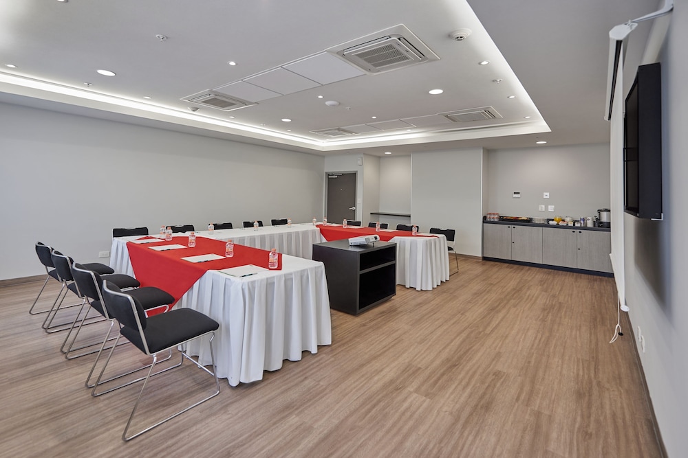 City Express Junior by Marriott Puebla Angelopolis 36/43