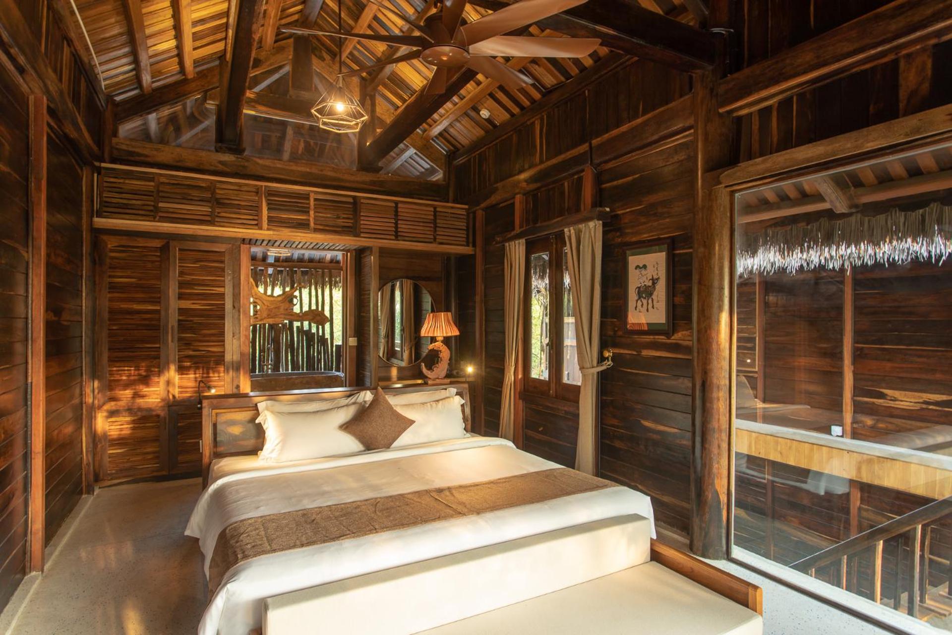 Ocean Breeze, Premium, Bungalow, King Bed