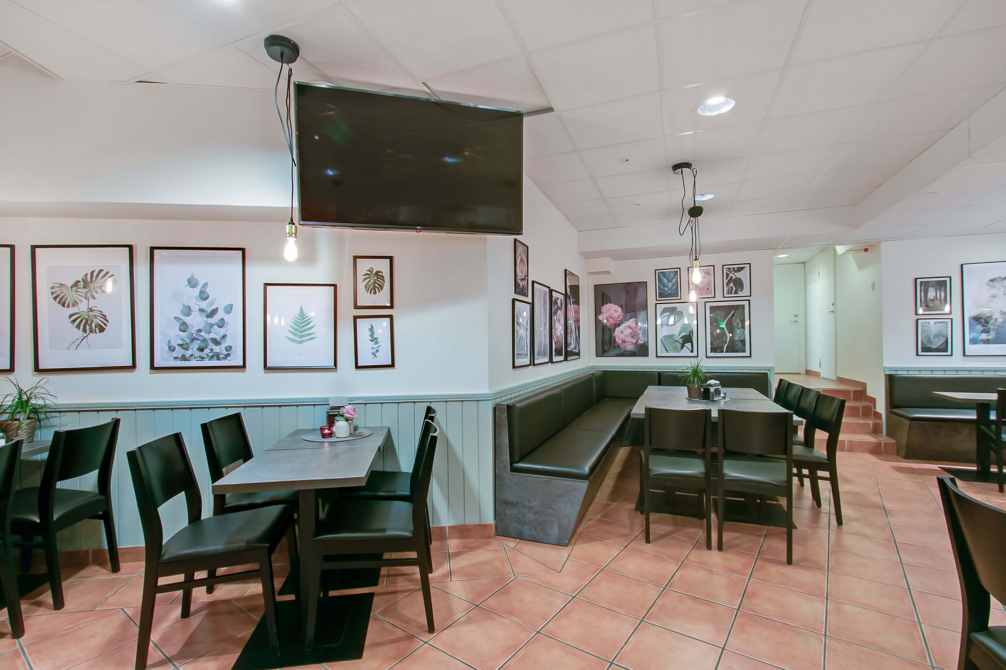 First Hotel Brommaplan 29/51