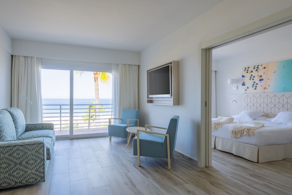 Iberostar Waves Royal Andalus 53/76