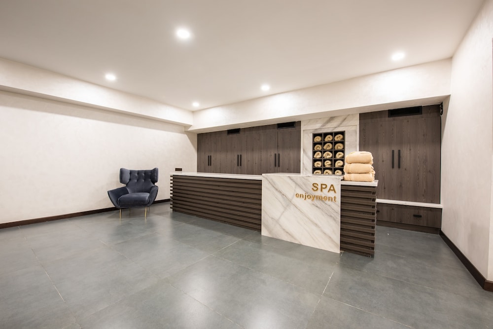 Wyndham Garden Tashkent 57/84