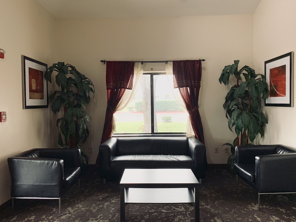 Red Roof Inn Austin - Round Rock 12/14