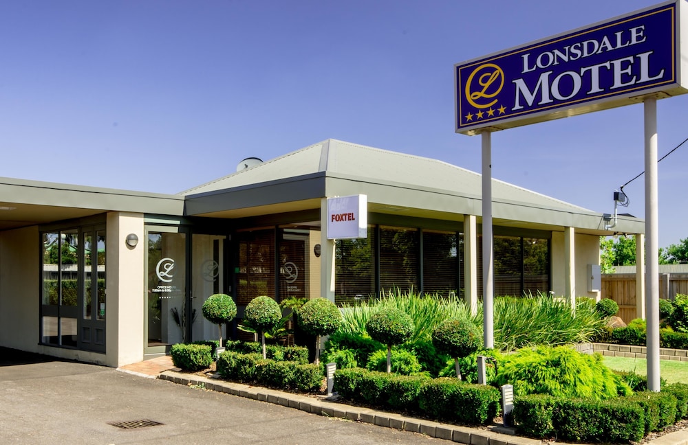 HAMILTON LONSDALE MOTEL 2/58