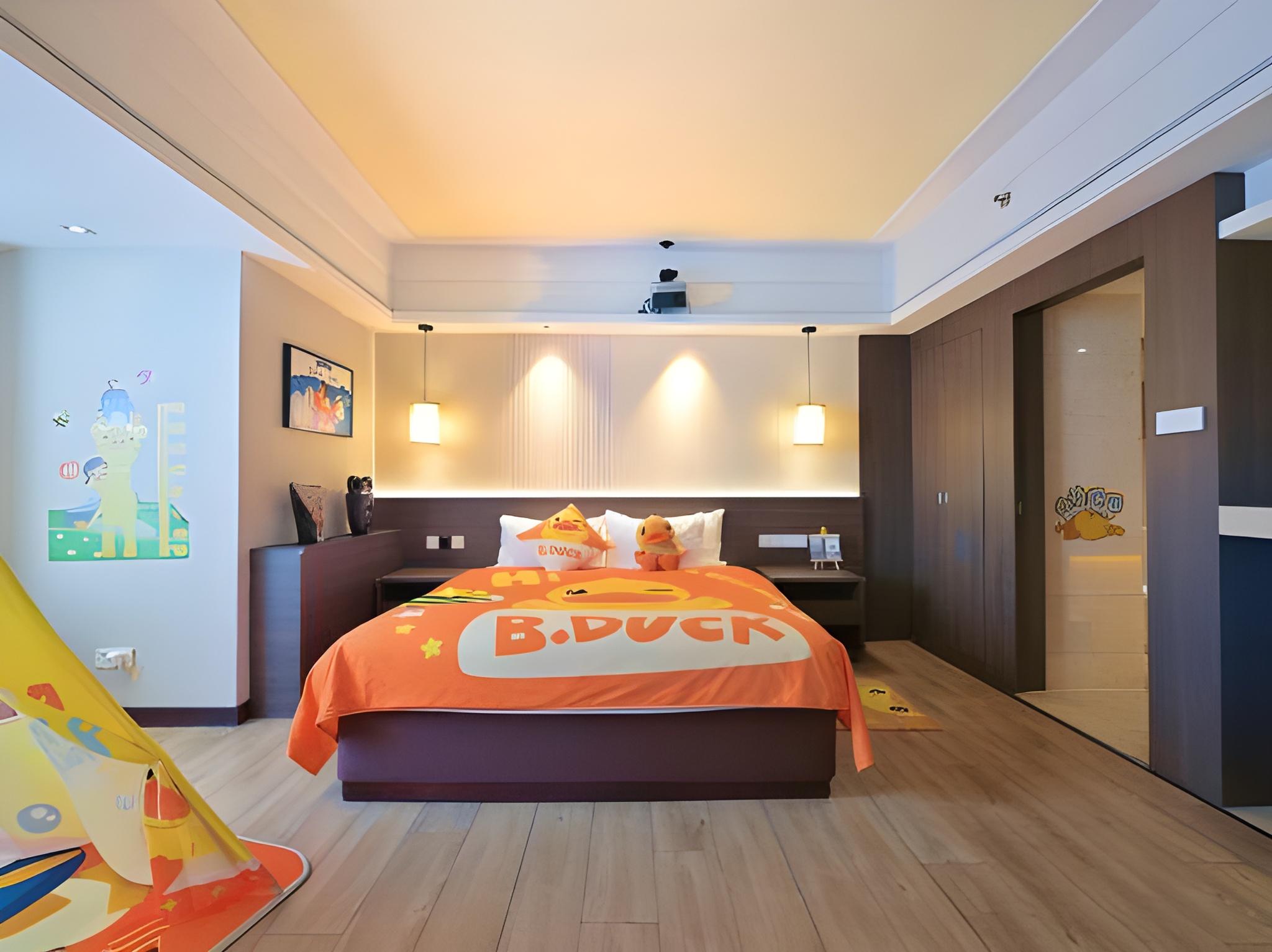 Theme, Cinema, Family, King Bed