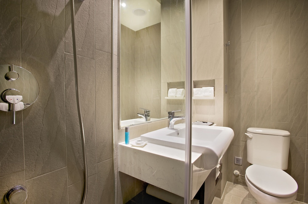 Fx Hotel Tainan Minsheng Road Branch 67/72