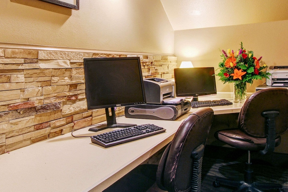 Clarion Suites Anchorage Downtown 41/45