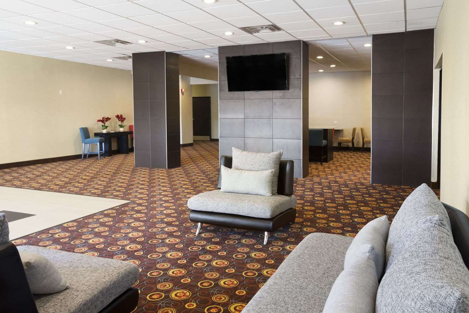 Days Inn by Wyndham Henryetta 12/26