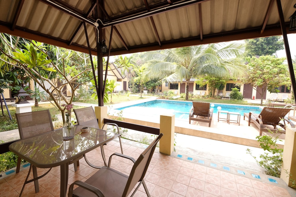 Piya Guesthouse 47/57