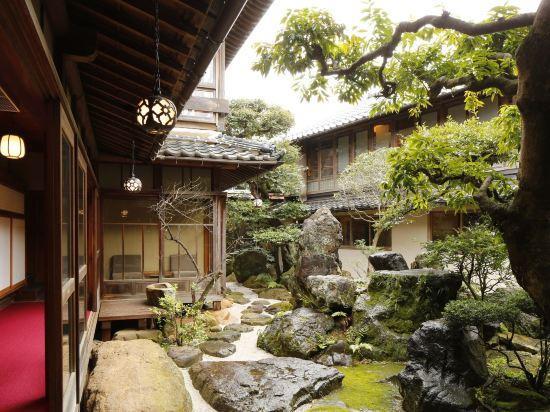 Takenoya Ryokan 82/83