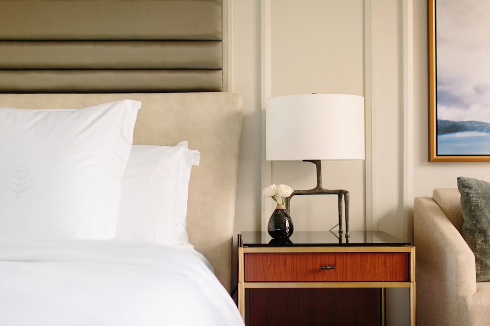 Four Seasons Hotel Austin 6/35