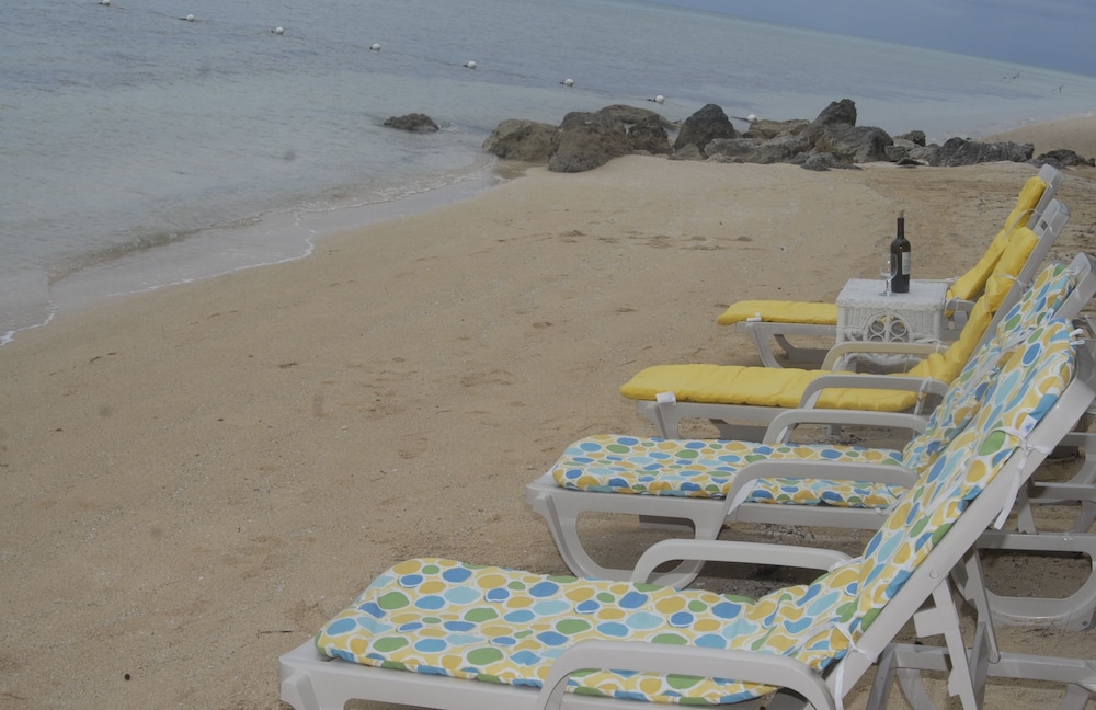 Coral Harbour Beach House And Villas 27/50