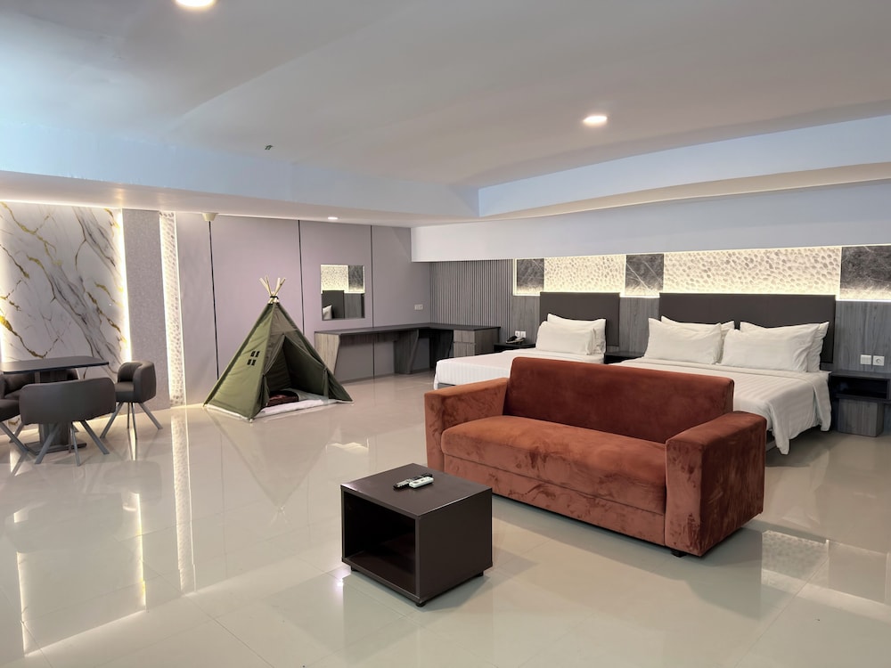 Swiss-Belhotel Waterfront Makassar 29/50