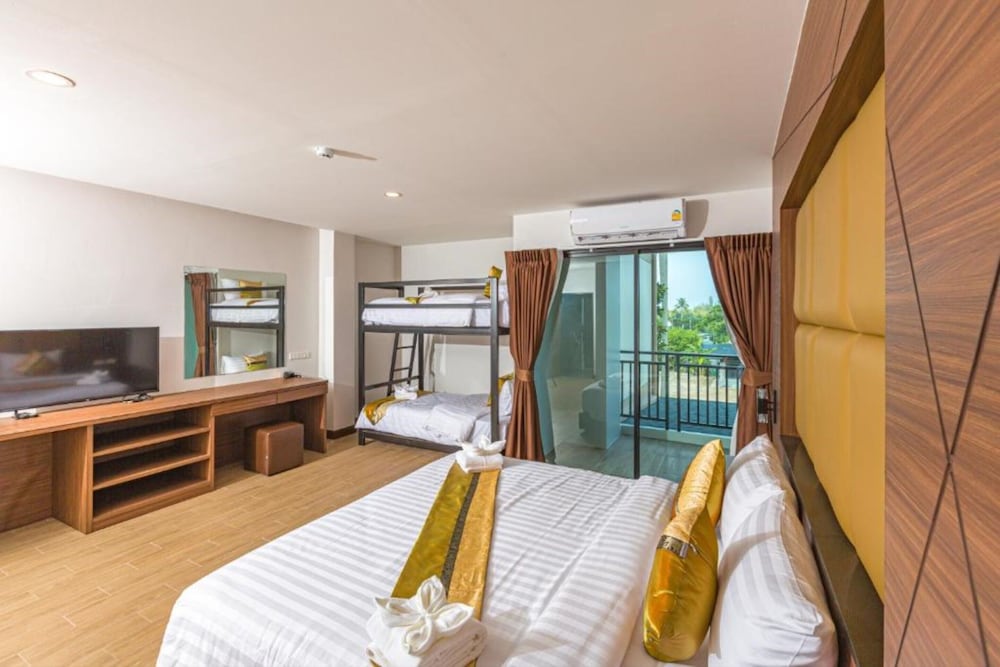 The Bell Airport Phuket Hotel 14/50