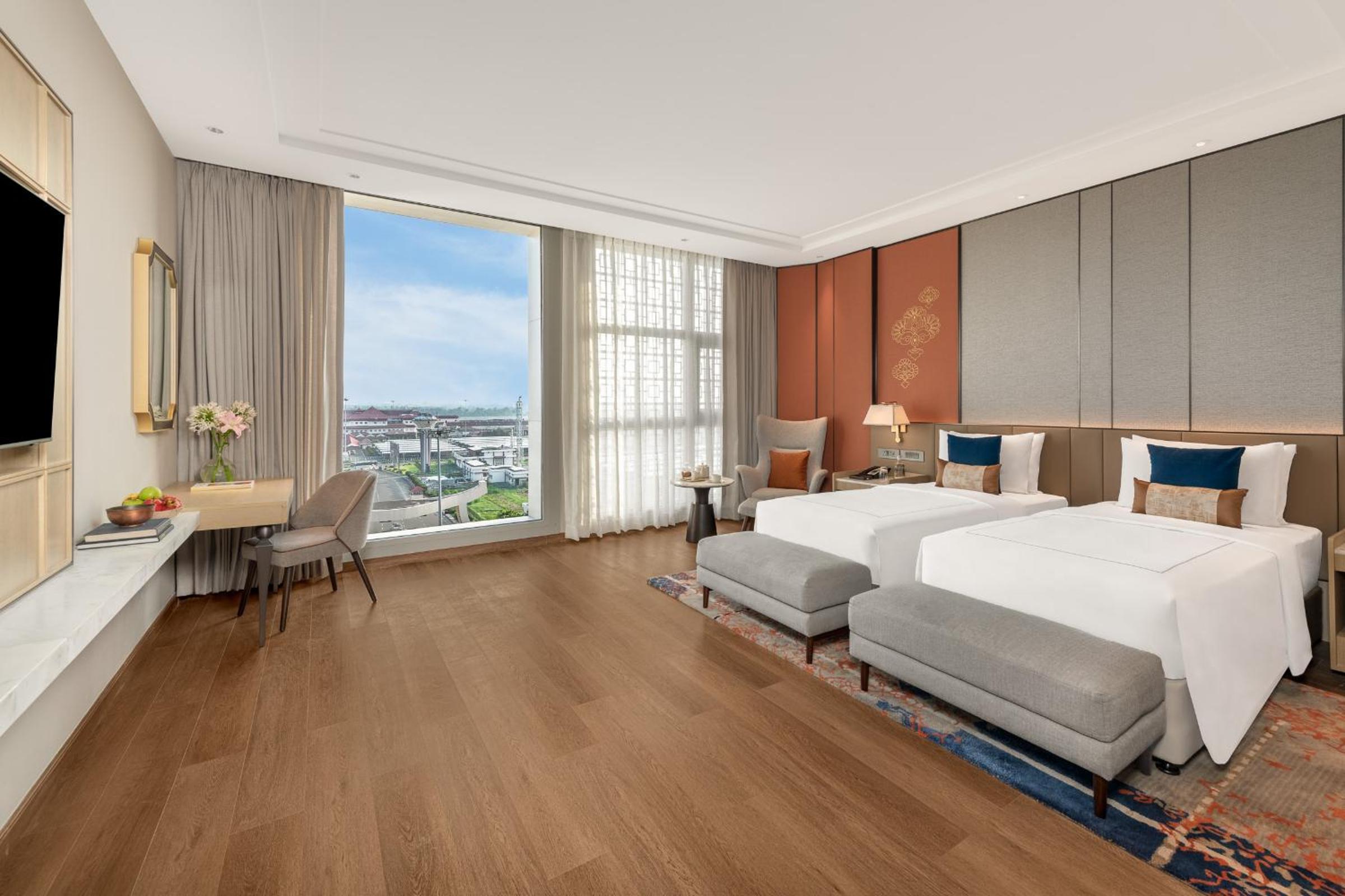 Taj Club, Twin Beds, City View