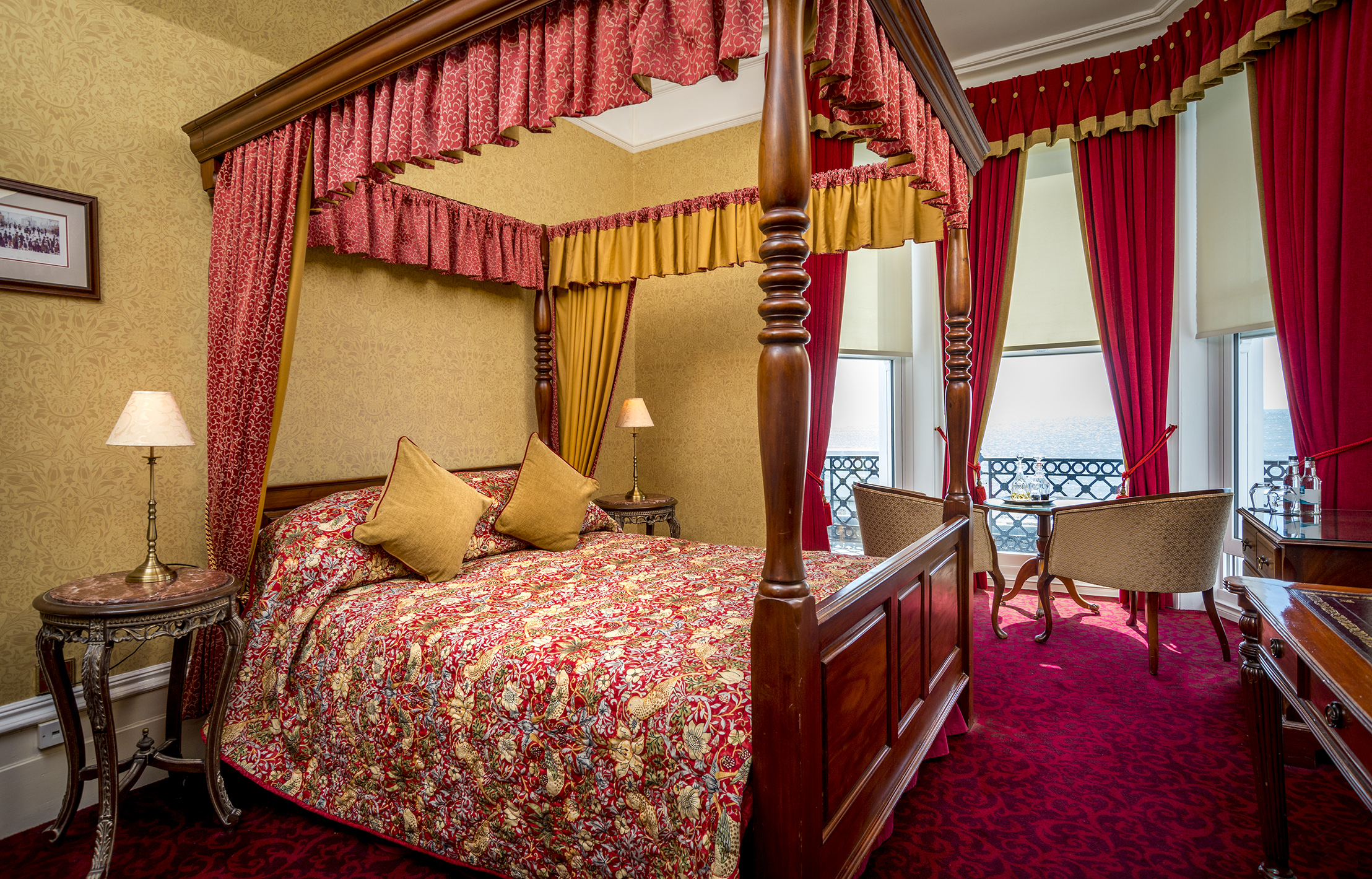 LANGHAM HOTEL, EASTBOURNE 11/26