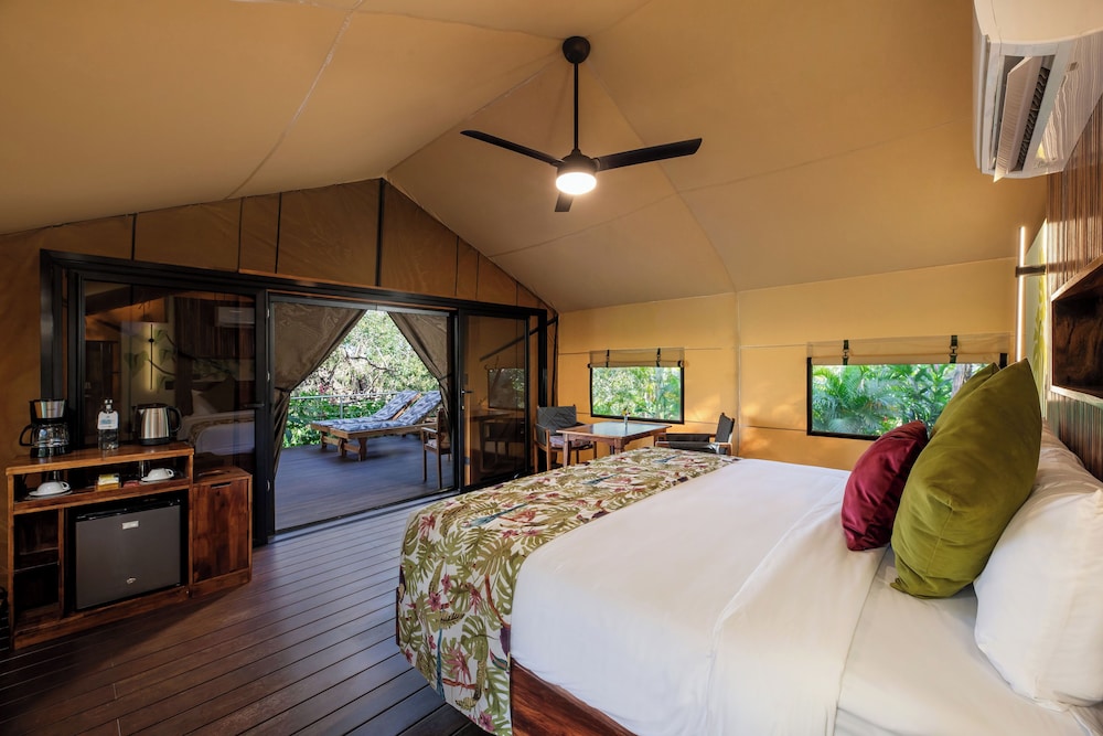 Luxury, Tent, King Bed