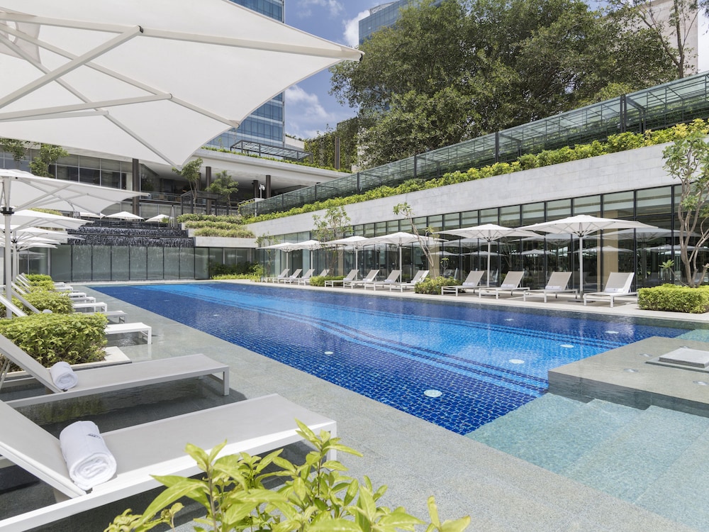 Four Seasons Hotel Bengaluru At Embassy One 36/75