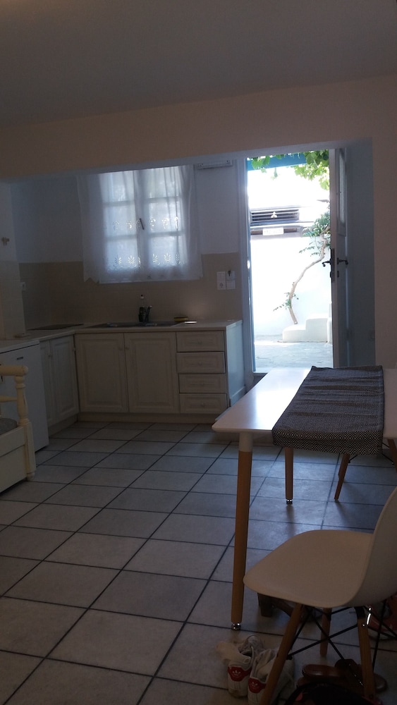 Sea View Apartments and Studios 39/50