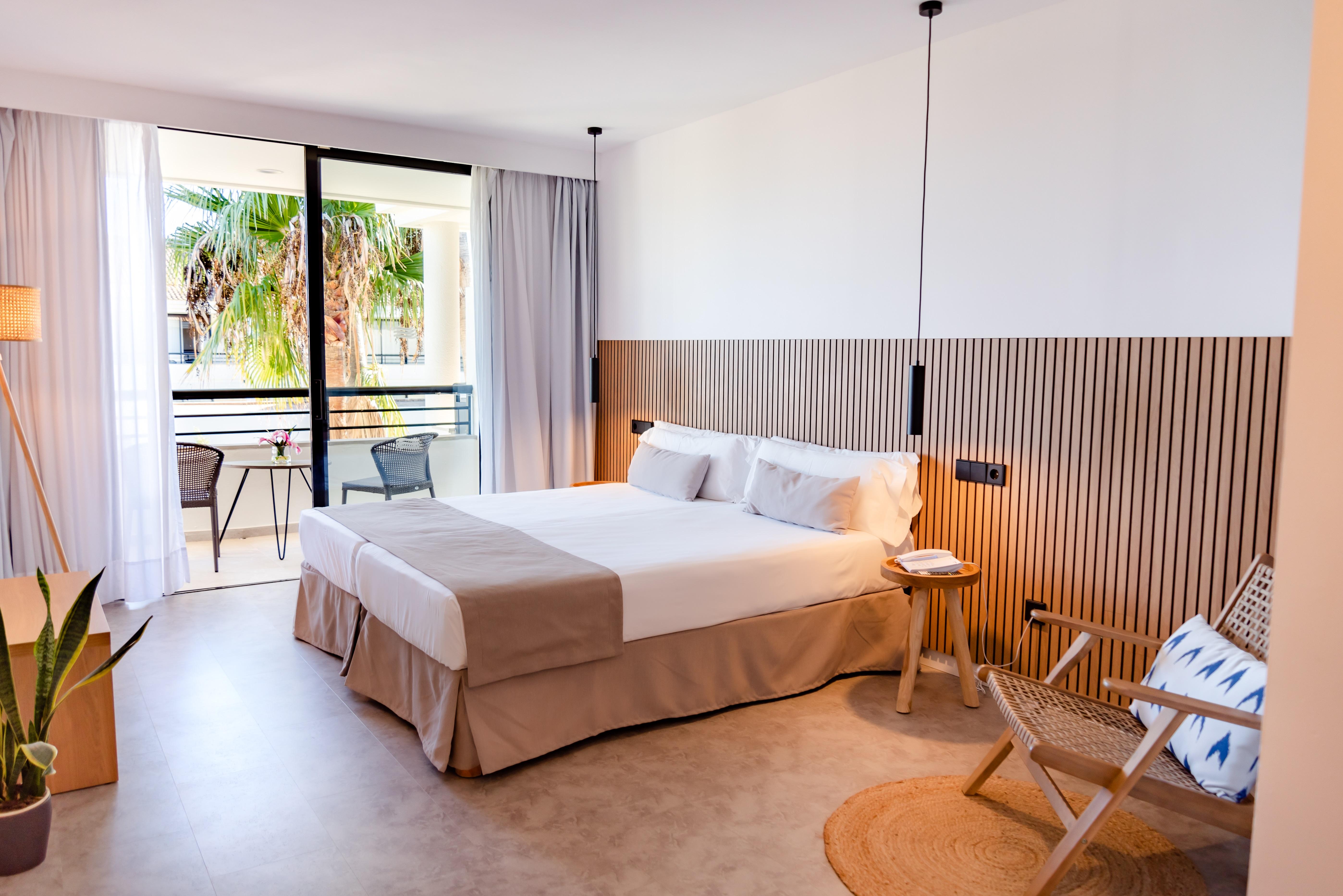 Superior, Double Bed, Garden View, Balcony or Terrace