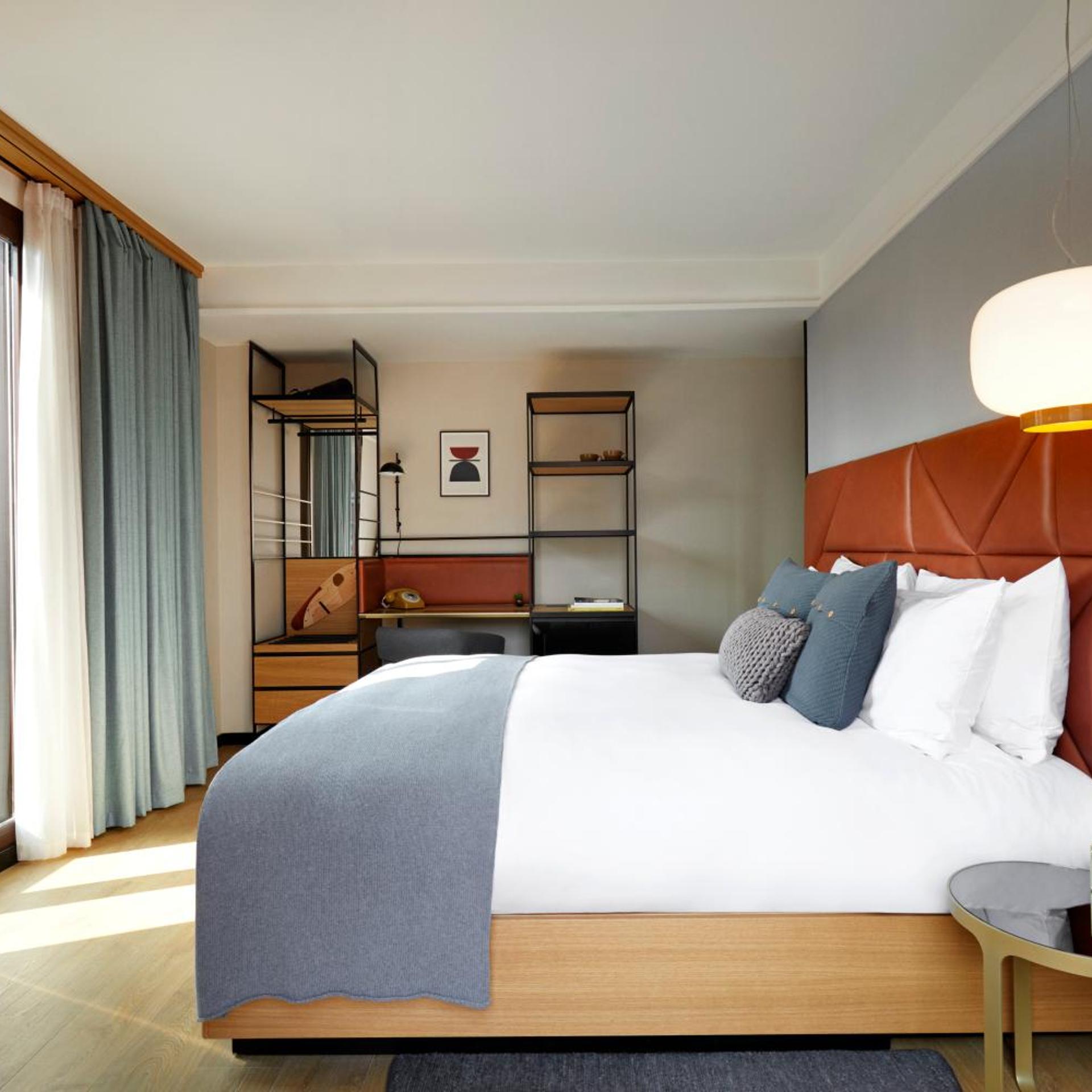 Family, Single Bed, Balcony