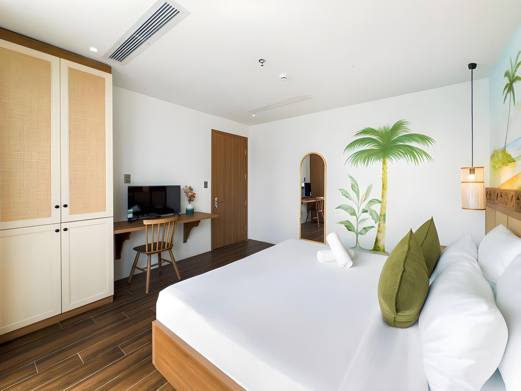 2 Bedrooms, Twin Beds, King Bed, River View