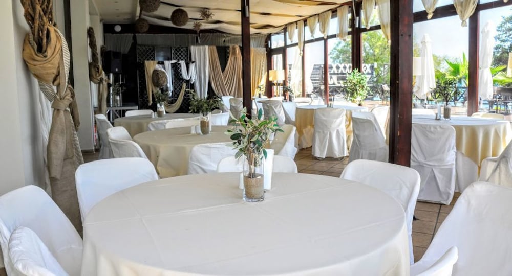 Mati Hotel 46/53