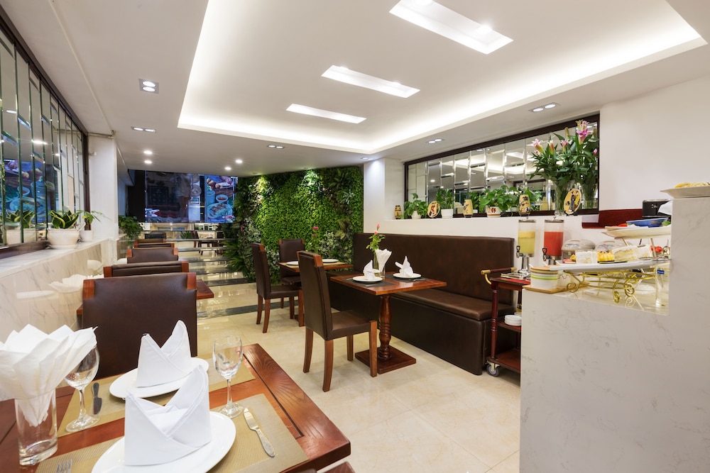 Splendid Pearlight Hotel 23/28