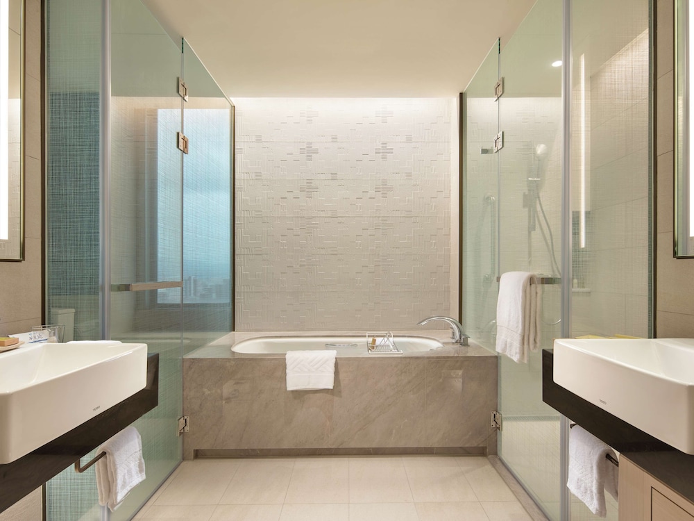 Hilton Taipei Sinban 22/74