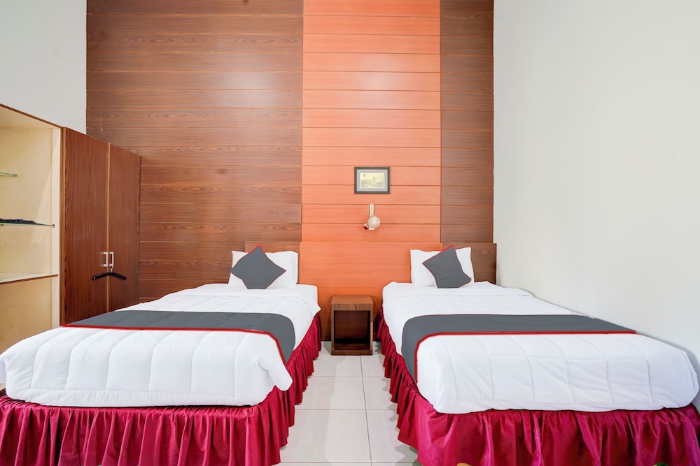 Hotel O Padang near Pantai Padang formerly Hotel Ranah Bundo 28/40