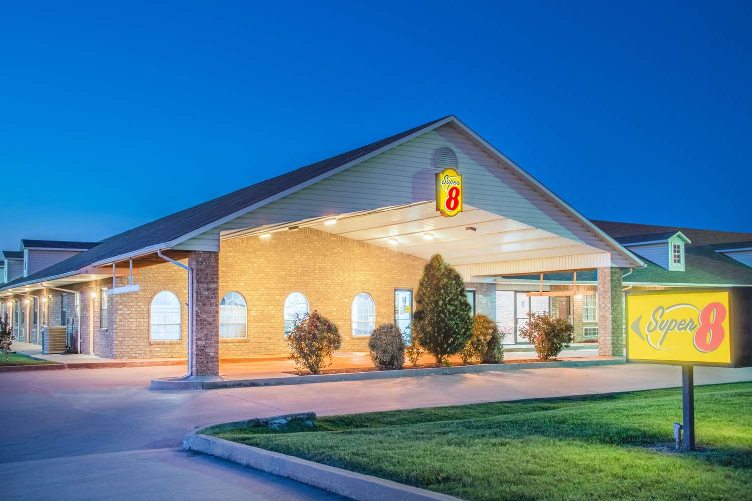 Super 8 by Wyndham Big Cabin/Vinita Area 5/39