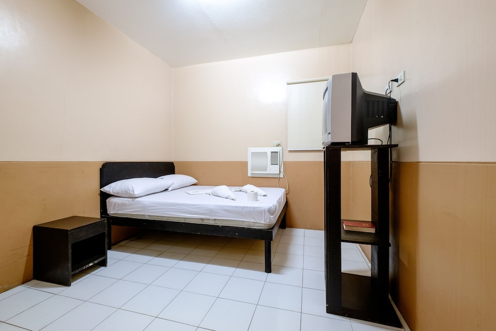 Gv Hotel Ozamiz 16/30