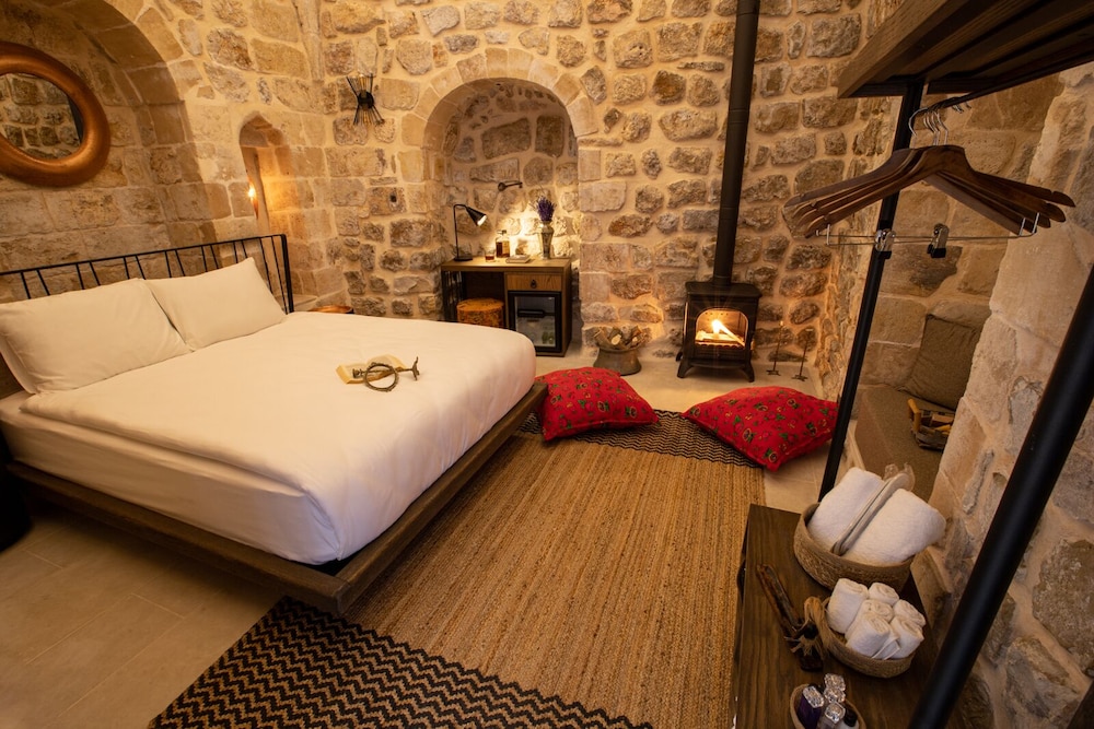 Mirsoum Hotel 5/34