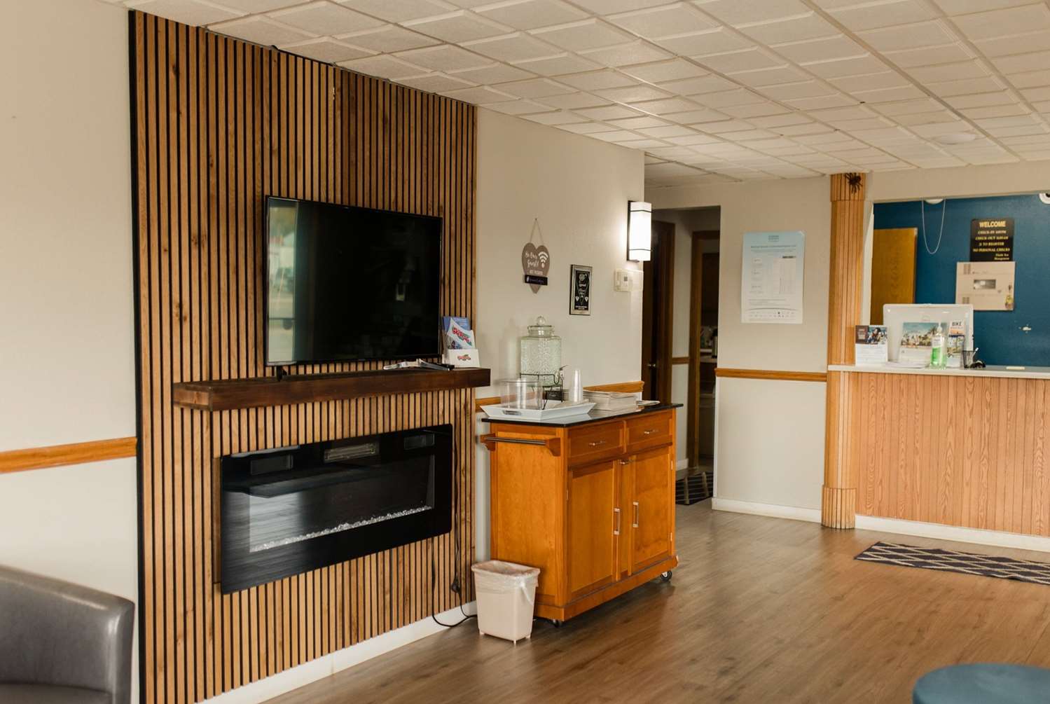 Travelodge by Wyndham Escanaba 5/46