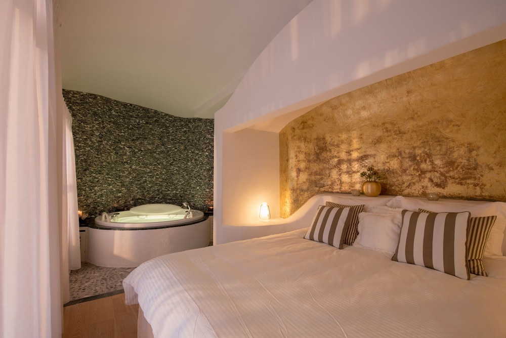 2 BEDROOMS, EXECUTIVE, VILLA, SEA VIEW, PRIVATE POOL