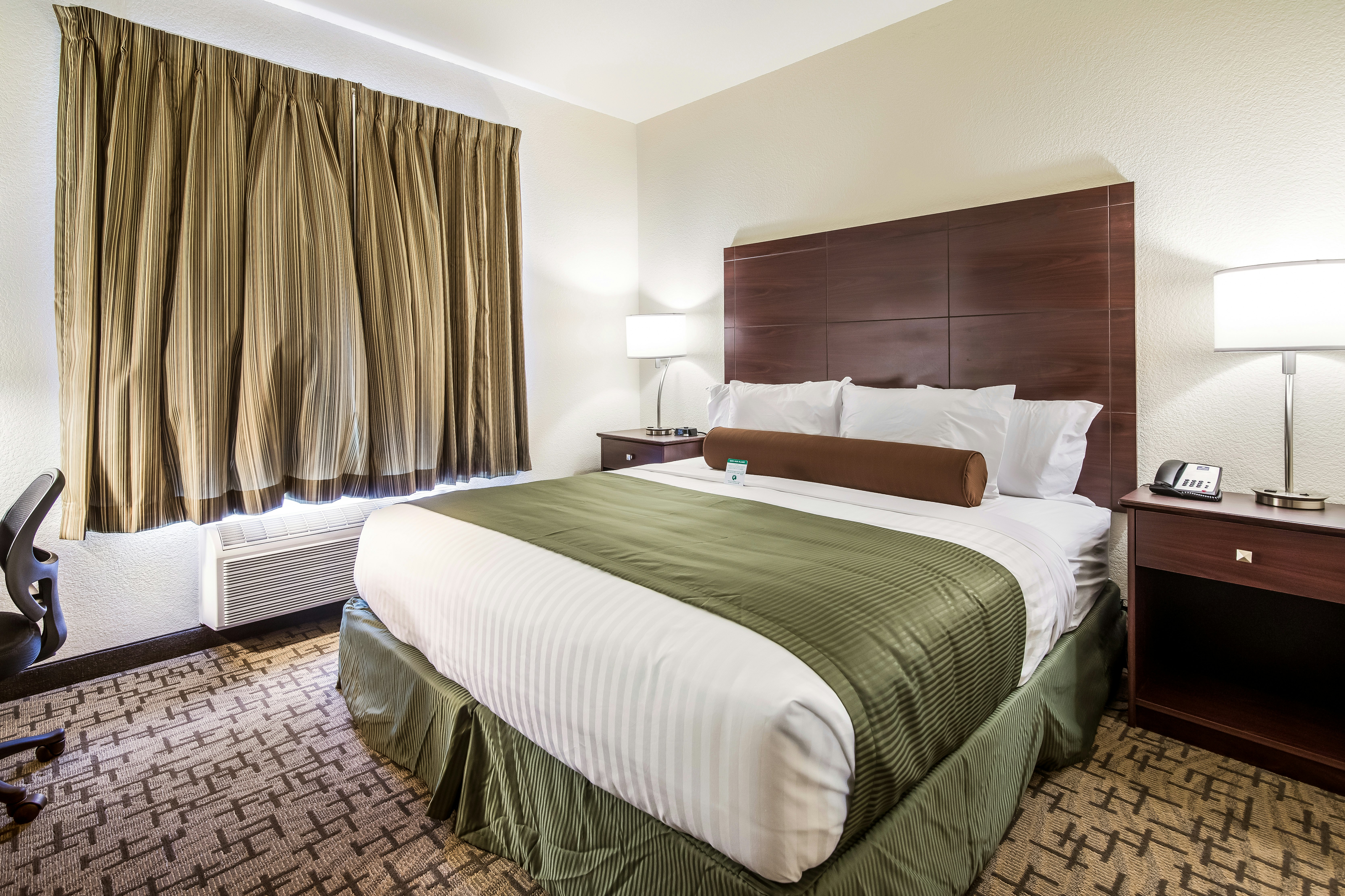 Cobblestone Hotel and Suites Victor 10/52