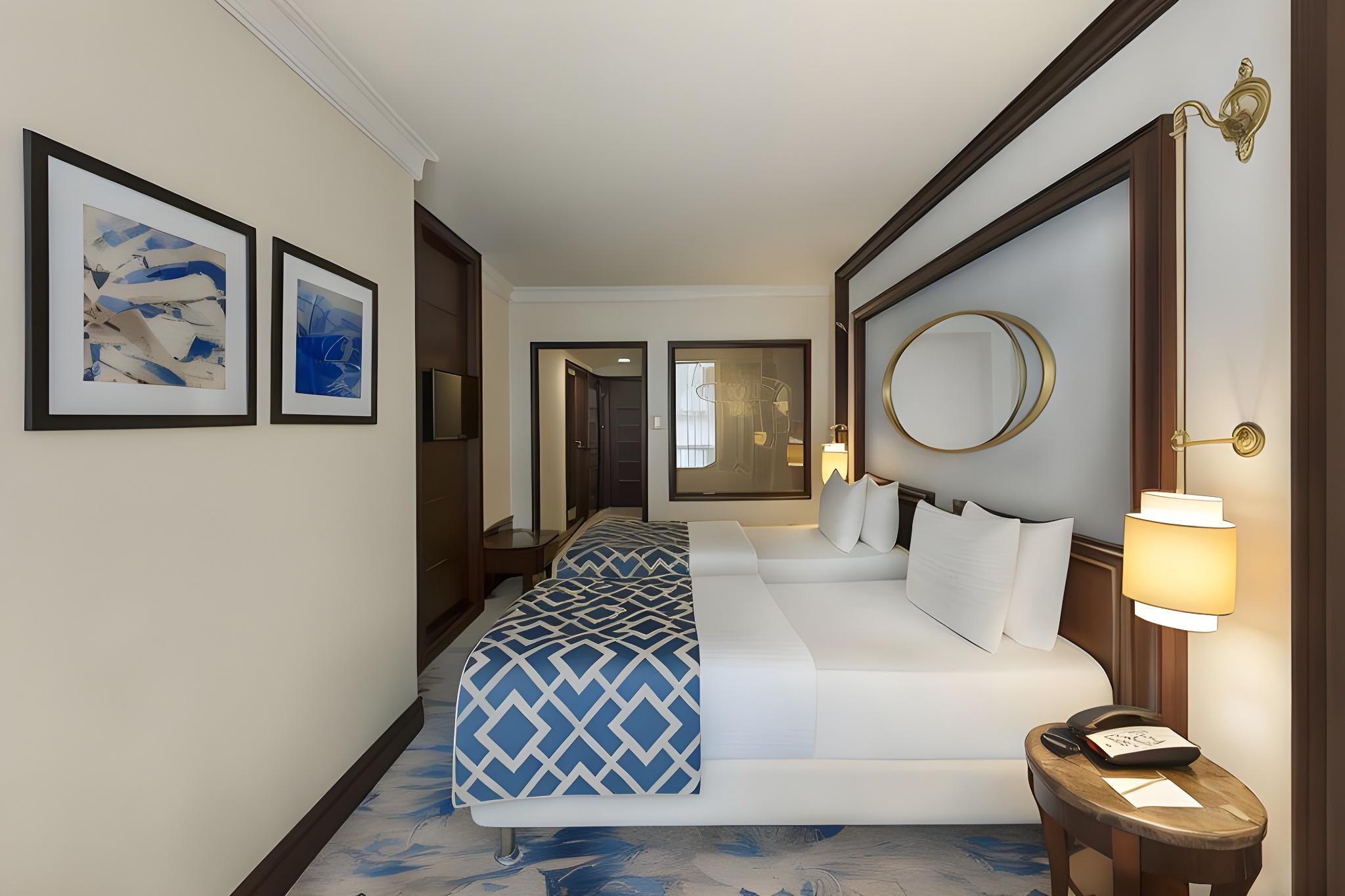 Classic Room with 2 Single Beds