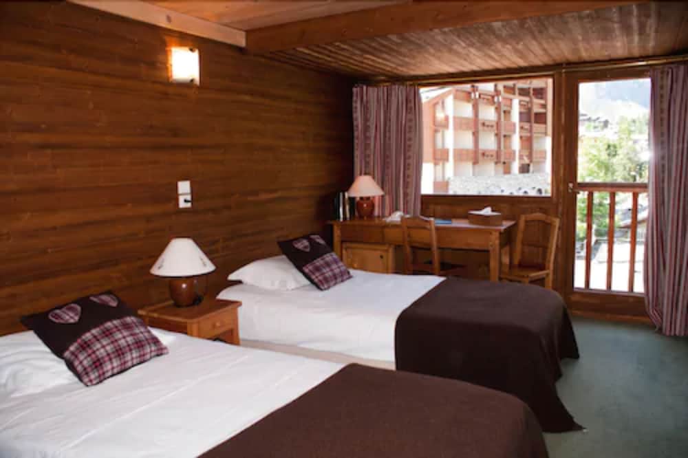 CLASSIC, DOUBLE OR TWIN BED