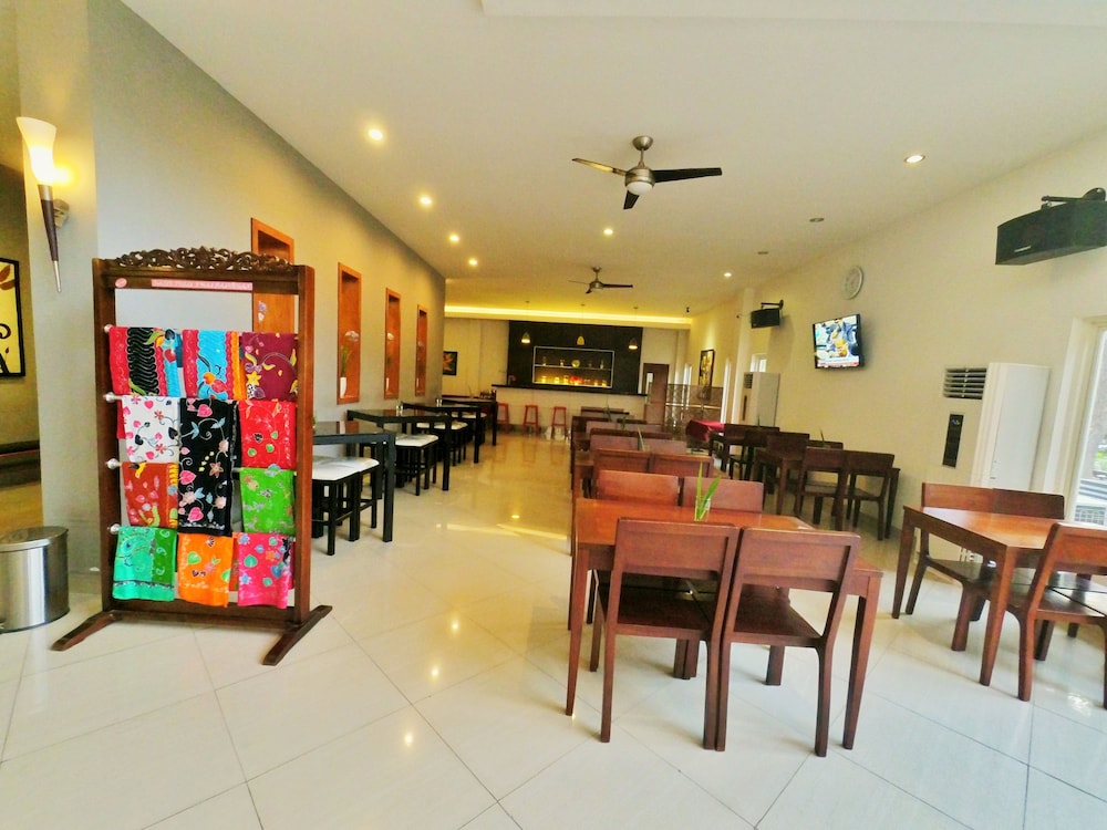 Hotel Transit Pasuruan 32/43