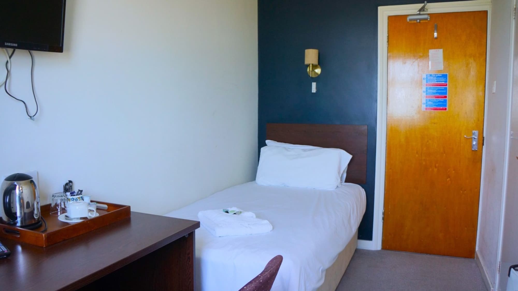 One Bed Room Apartment (2 Guest)