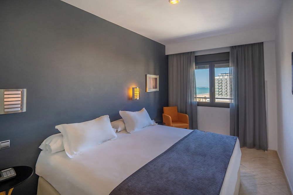 1 BEDROOM, APARTMENT, SEA VIEW
