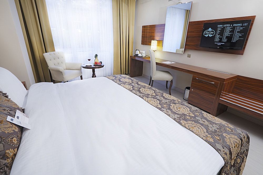 World Point Reis Inn Hotel 15/50