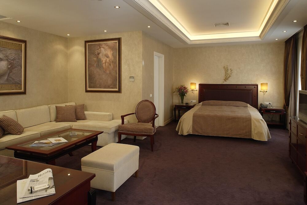 Theoxenia Palace 30/46