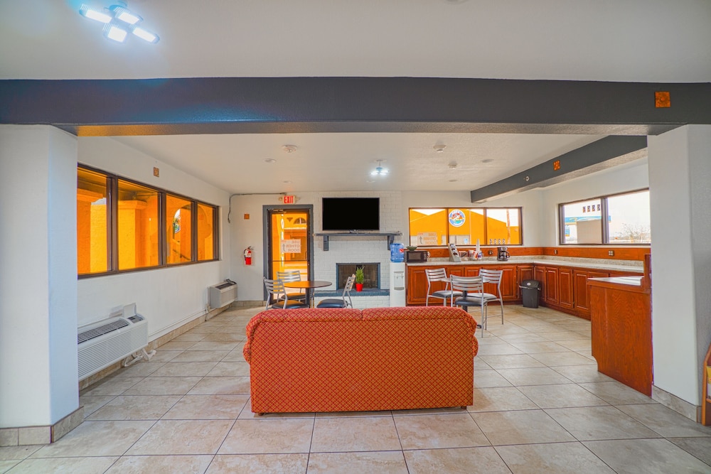 OYO Hotel Kingsville - Hwy 77 13/51