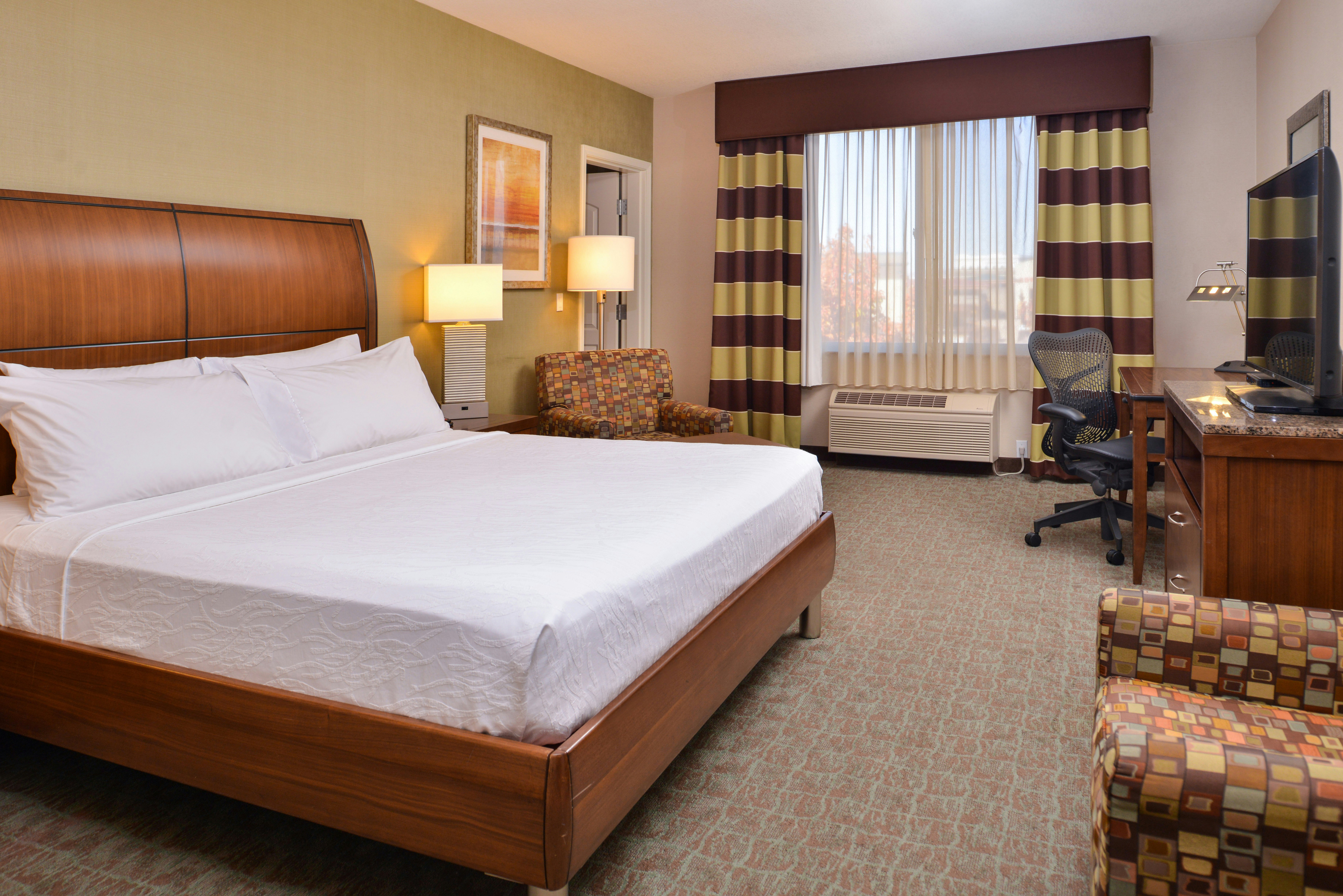 2 BEDROOMS, FAMILY SUITE